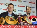Братья Кличко показали шесть своих чемпионских поясов