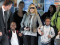 Мадонна с семьей в Лондоне
