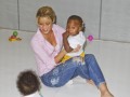 Выступление Шакиры на фестивале Rock in Rio и визит в детский дом