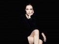 Анджелина Джоли скрылась во мраке