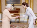 Королева Великобритании наградила Анджелину Джоли орденом Святого Михаила и Святого Георгия