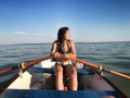 Українська співачка підкорила найбільше озеро Центральної Європи