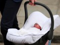 Кейт Миддлтон и принц Уильям показали новорожденного сына